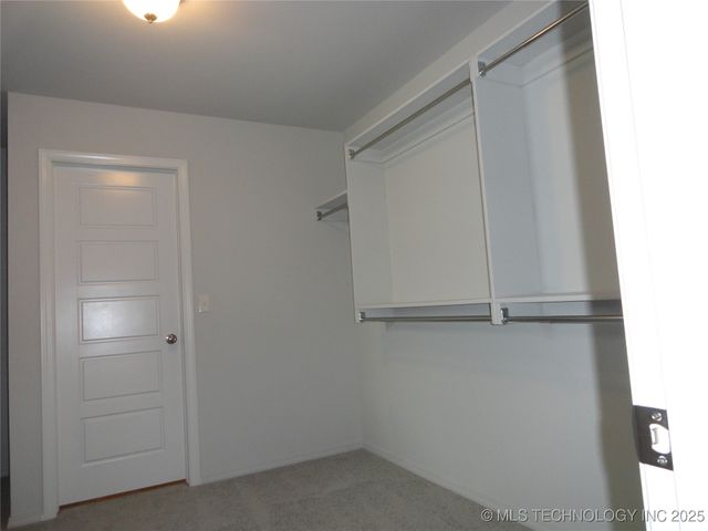 2001 E Tucson Place, Broken Arrow, OK 74011