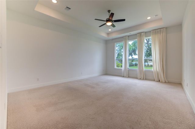 10318 Fountain Shore Drive, Missouri City, TX 77459
