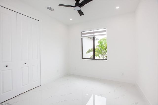 407 SE 16th ST, Cape Coral, FL 33990