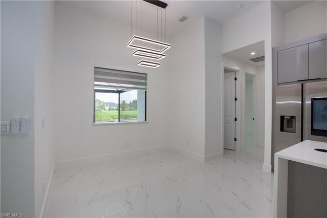 407 SE 16th ST, Cape Coral, FL 33990