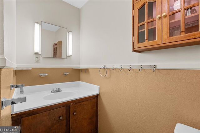 169 Echota Avenue, Calhoun, GA 30701