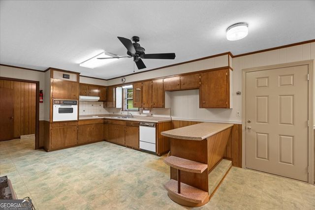 169 Echota Avenue, Calhoun, GA 30701