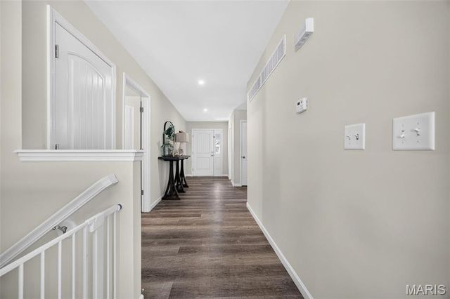 209 W Pine Creek Court, Wentzville, MO 63385