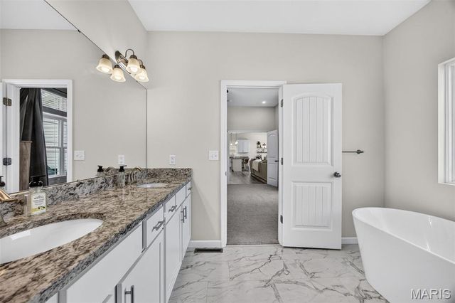 209 W Pine Creek Court, Wentzville, MO 63385