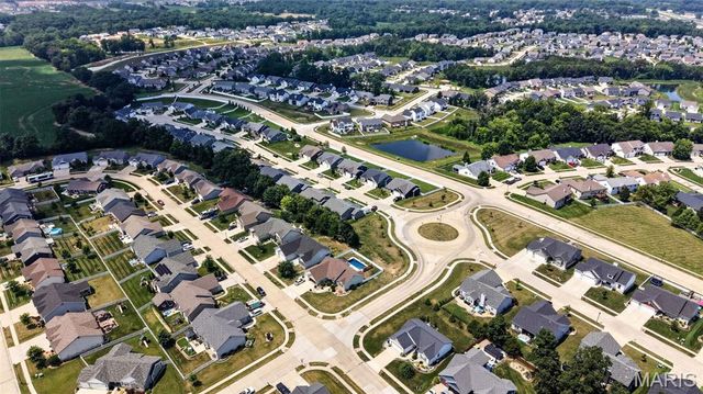 209 W Pine Creek Court, Wentzville, MO 63385