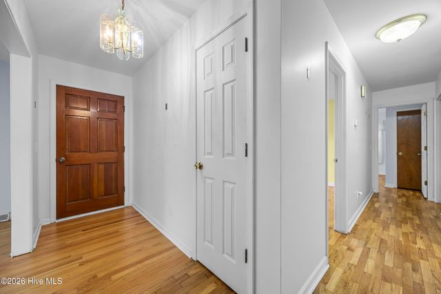 320 Ilex Drive, Wilmington, NC 28412