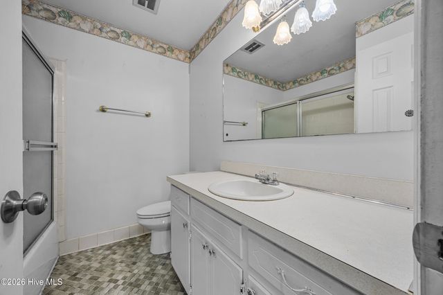 320 Ilex Drive, Wilmington, NC 28412