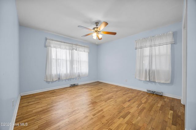 320 Ilex Drive, Wilmington, NC 28412