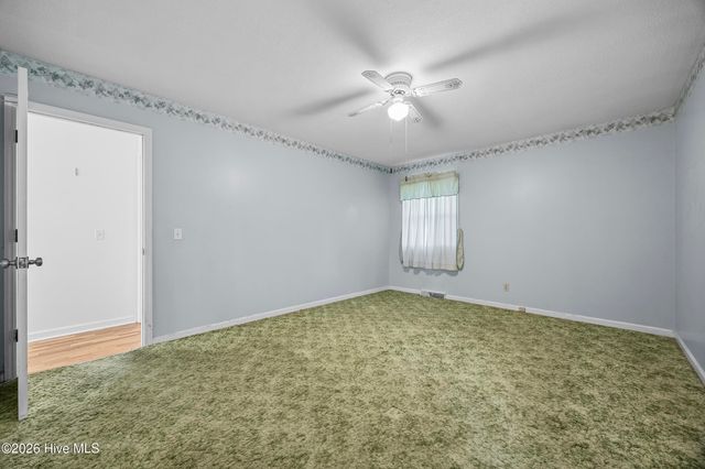320 Ilex Drive, Wilmington, NC 28412
