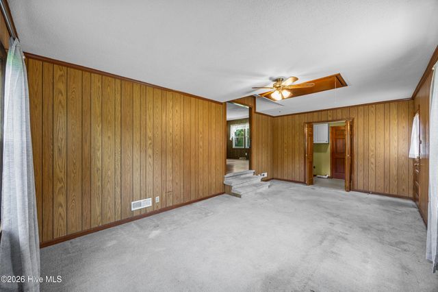 320 Ilex Drive, Wilmington, NC 28412