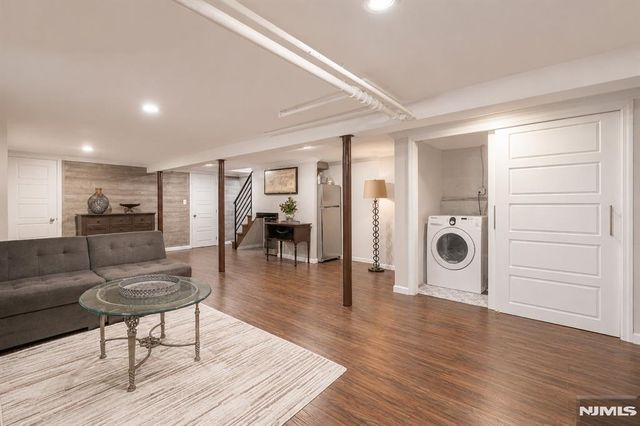327 Chestnut Street, Nutley, NJ 07110