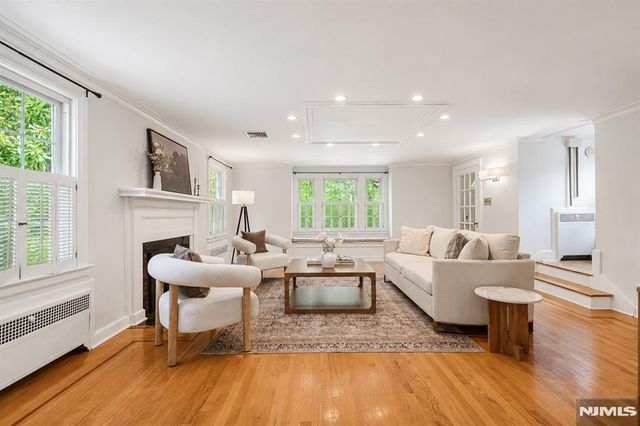 327 Chestnut Street, Nutley, NJ 07110