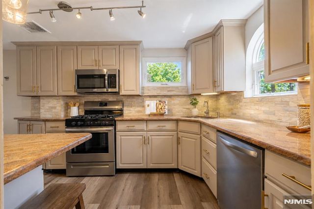 327 Chestnut Street, Nutley, NJ 07110