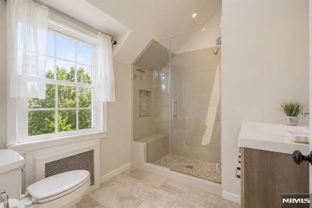 327 Chestnut Street, Nutley, NJ 07110