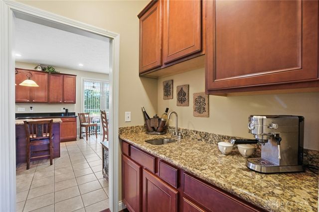 5604 Oak View Drive, Hamilton Twp, OH 45039