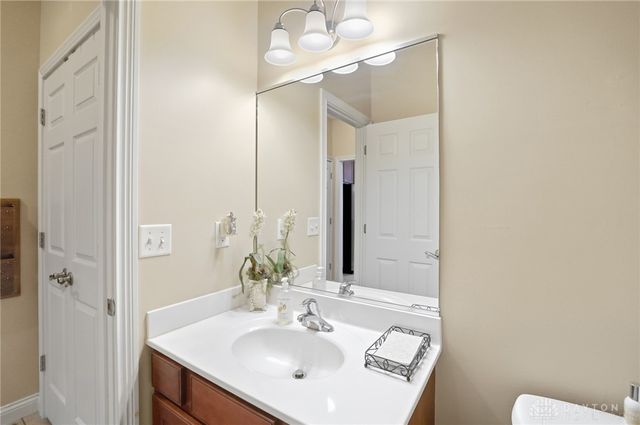 5604 Oak View Drive, Hamilton Twp, OH 45039