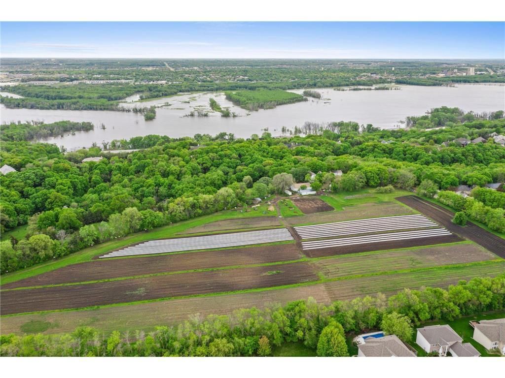 XXX18 Canopy Trail, Eden Prairie, MN 55347 — photo 2