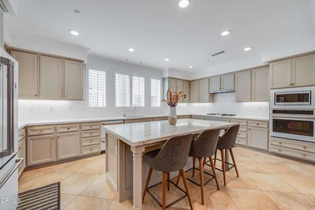 8 Nautical Mile Drive, Newport Beach, CA 92663