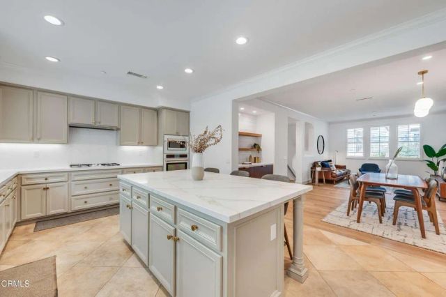 8 Nautical Mile Drive, Newport Beach, CA 92663