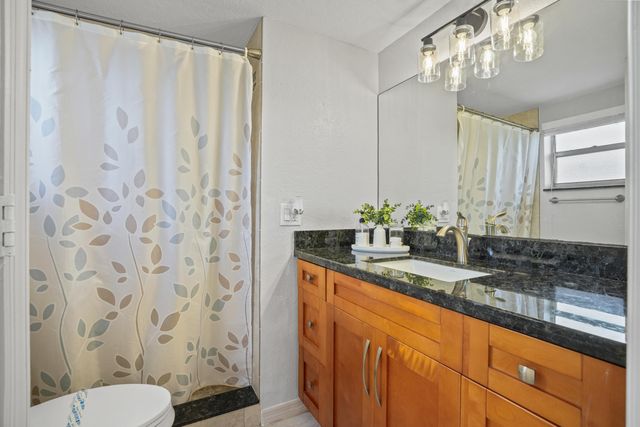 2781 N Pine Island Road 112, Sunrise, FL 33322