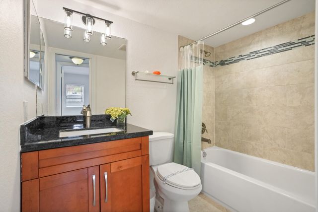 2781 N Pine Island Road 112, Sunrise, FL 33322