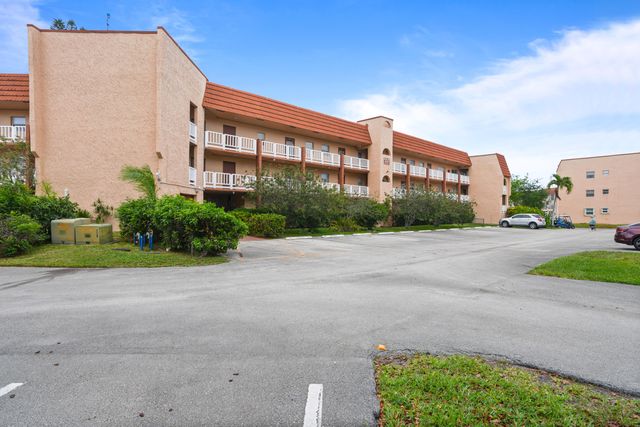 2781 N Pine Island Road 112, Sunrise, FL 33322
