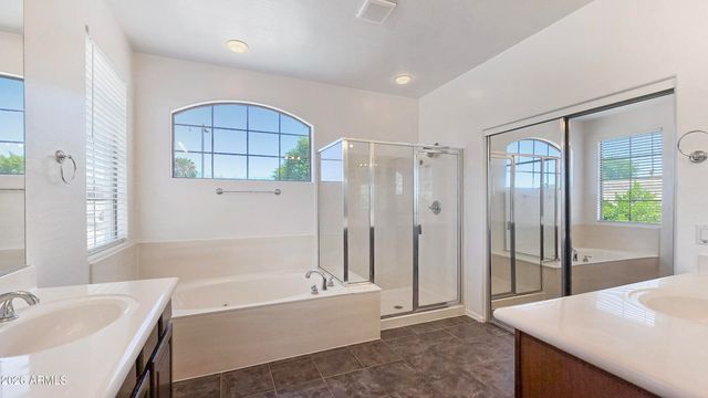 14821 W ROANOKE Avenue, Goodyear, AZ 85395