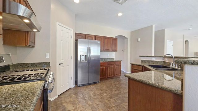14821 W ROANOKE Avenue, Goodyear, AZ 85395