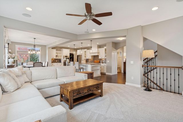 2559 Woods Drive, Victoria, MN 55386