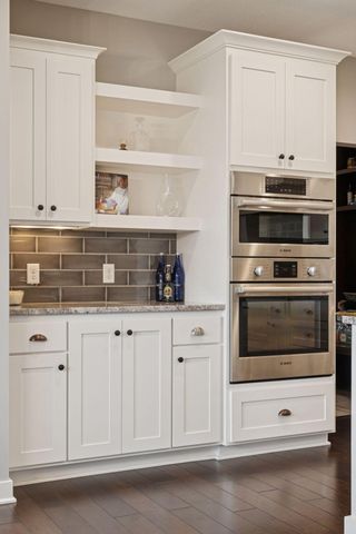 2559 Woods Drive, Victoria, MN 55386