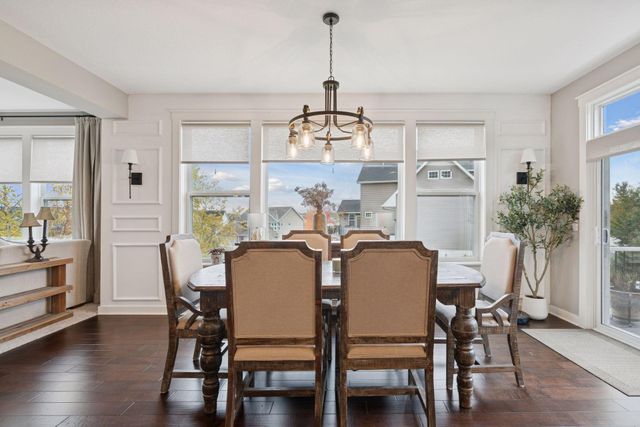 2559 Woods Drive, Victoria, MN 55386