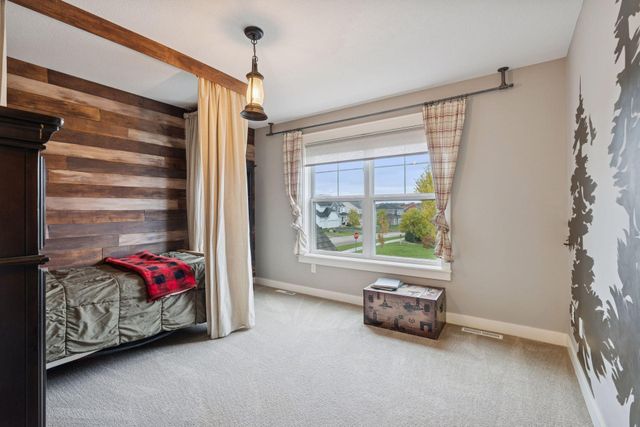 2559 Woods Drive, Victoria, MN 55386