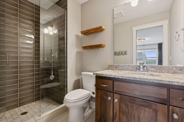 2559 Woods Drive, Victoria, MN 55386