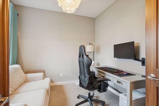 2559 Woods Drive, Victoria, MN 55386