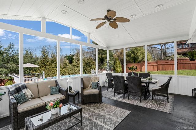 139 Ridgewood Avenue, Farmingville, NY 11738