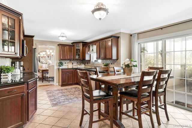 139 Ridgewood Avenue, Farmingville, NY 11738