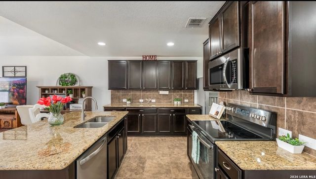 8940 Hickman Park, San Antonio, TX 78254