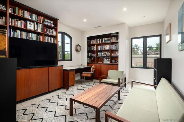 6154 Camino Selva, Rancho Santa Fe, CA 92067