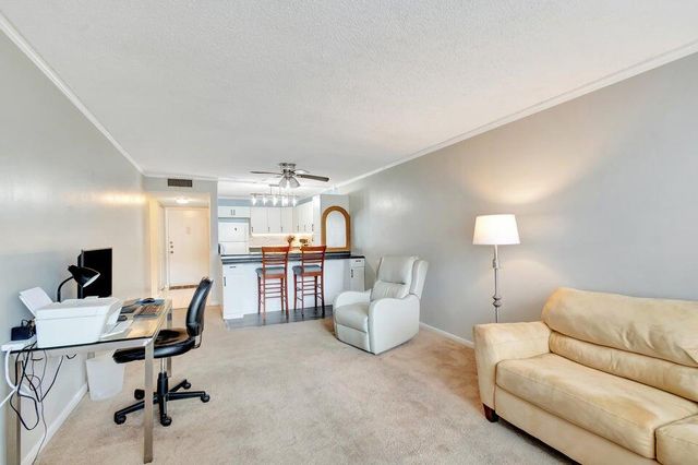 1516 S Lakeside Drive 307, Lake Worth Beach, FL 33460