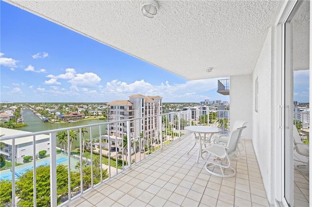 10691 Gulf Shore DR 1102, Naples, FL 34108