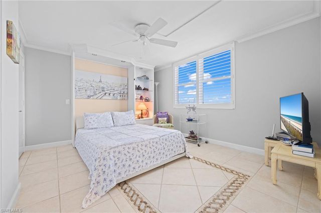 10691 Gulf Shore DR 1102, Naples, FL 34108