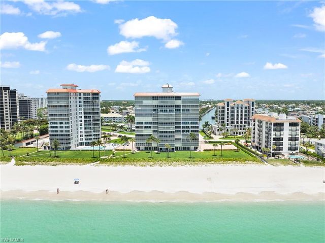 10691 Gulf Shore DR 1102, Naples, FL 34108
