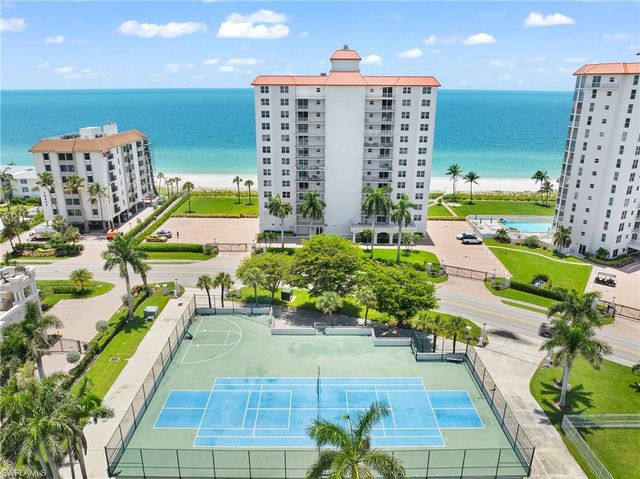 10691 Gulf Shore DR 1102, Naples, FL 34108