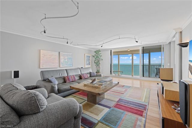10691 Gulf Shore DR 1102, Naples, FL 34108