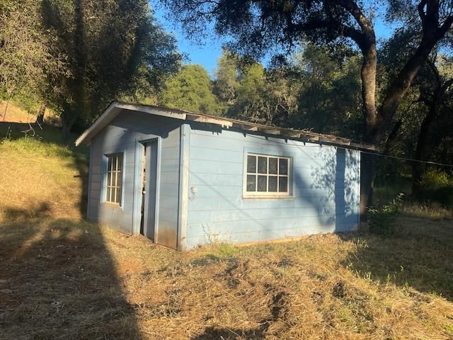 18910 Bumpy Rd, Grass Valley, CA 95949