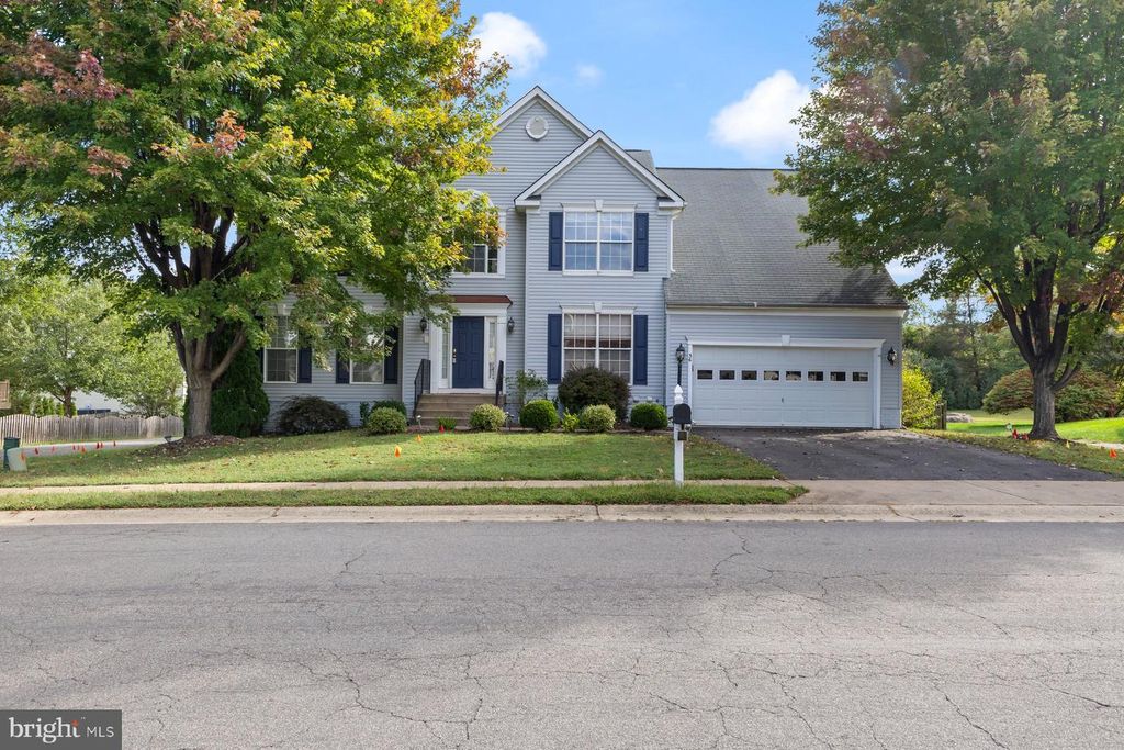 36 MORNINGMIST DR, Fredericksburg, VA 22406