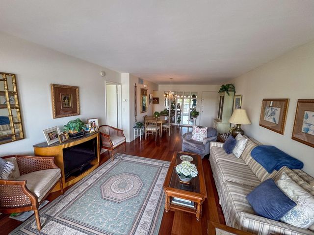 1750 S OCEAN Lane 205, Fort Lauderdale, FL 33316