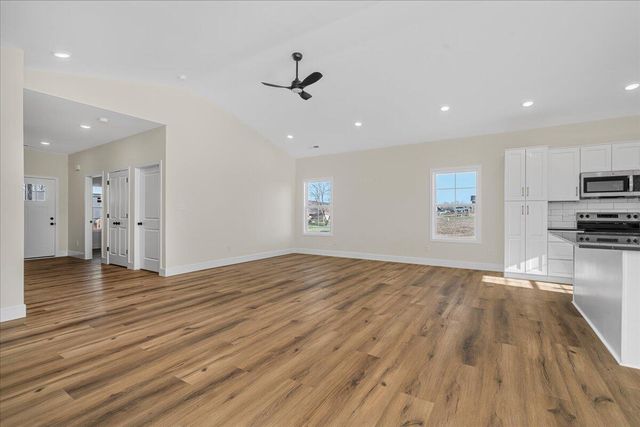 105 Metcalf Drive, Frankfort, KY 40601