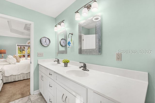 561 Sams Point Rd, Beaufort, SC 29907