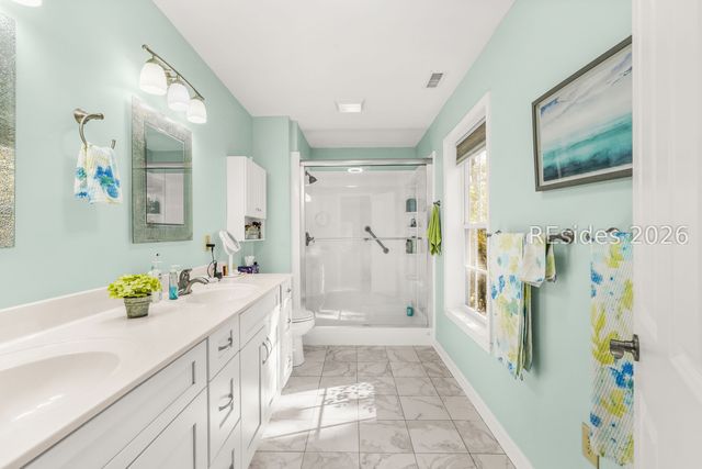 561 Sams Point Rd, Beaufort, SC 29907
